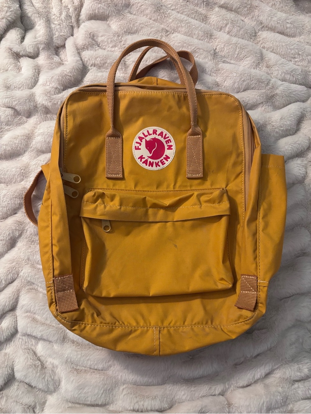 Fjallraven Kånken Backpack in Mustard Yellow
